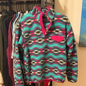 Patagonia Teal and Pink Patterned Fleece Pullover